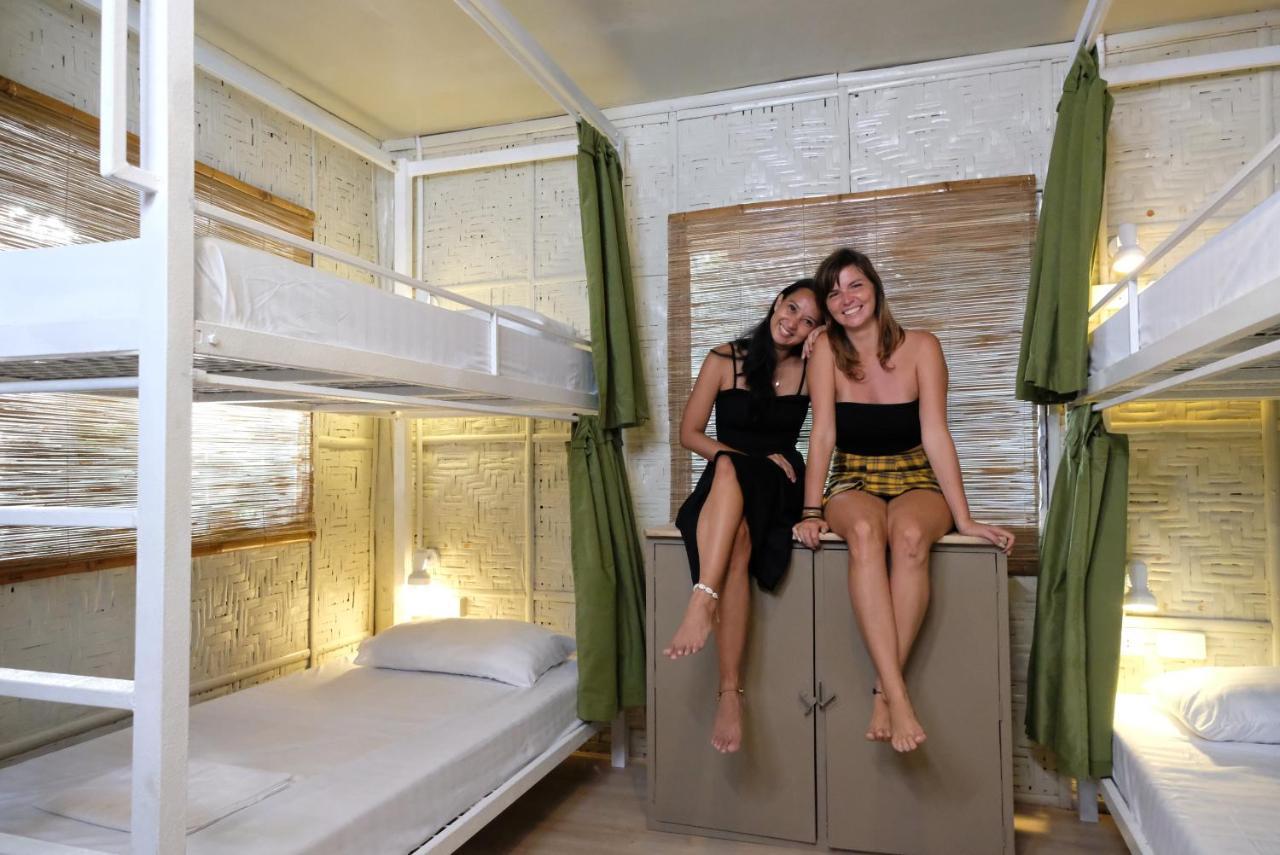 Mad Monkey Siquijor Hostel Luaran gambar