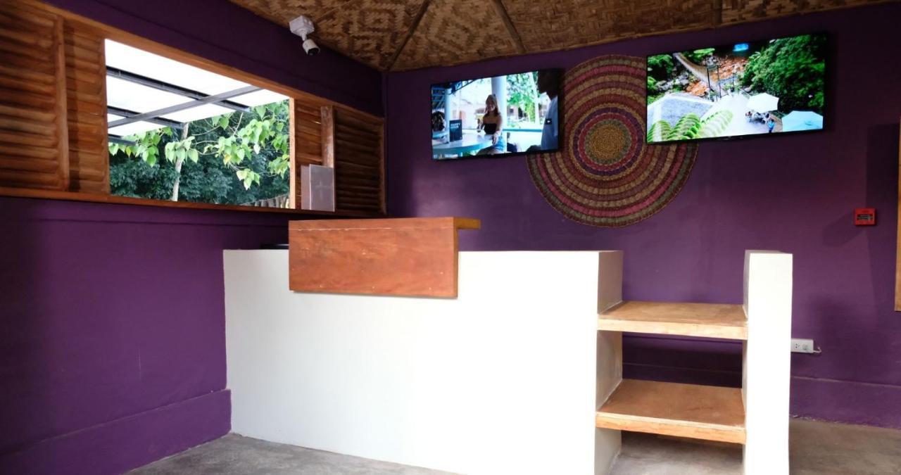 Mad Monkey Siquijor Hostel Luaran gambar